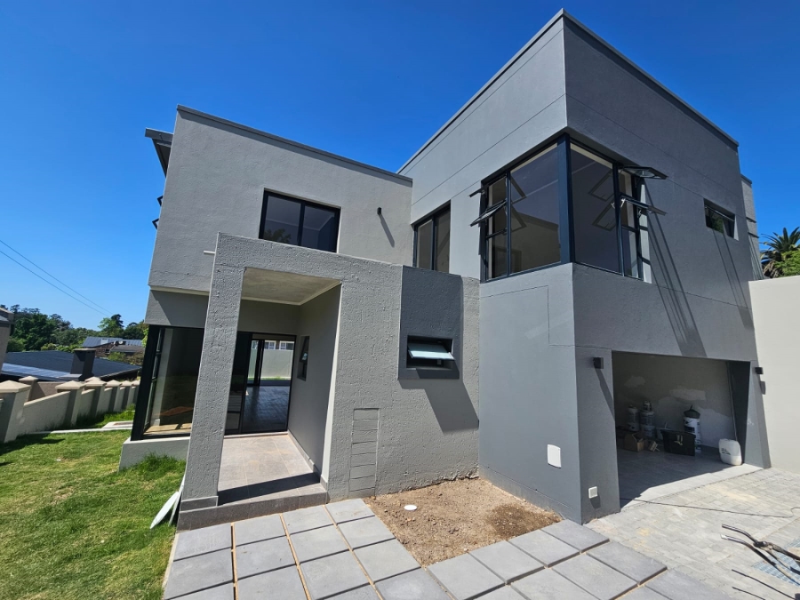 3 Bedroom Property for Sale in Heather Park Western Cape